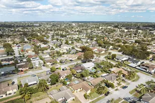 10955 NW 27th St, Sunrise, FL 33322 - Photo 24