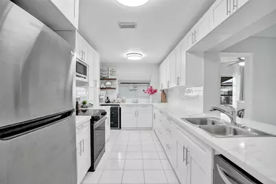 4953 NW 48 Avenue, Tamarac, FL 33319 - Photo 20