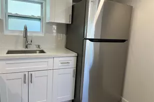 1720 SW 85th Ave, Davie, FL 33324 - Photo 14