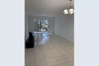 8000 Colony Circle #201, Tamarac, FL 33321 - Photo 4