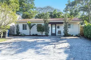 704 NE 14th Pl, Fort Lauderdale, FL 33304 - Photo 14