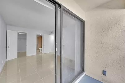 10001 W Atlantic Boulevard #221, Coral Springs, FL 33071 - Photo 18