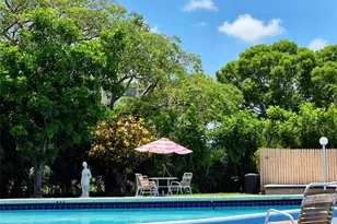 2840 Somerset Dr, Lauderdale Lakes, FL 33311 - Photo 12