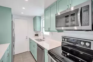 720 Bayshore Dr, Fort Lauderdale, FL 33304 - Photo 6