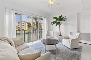 18 Harbour Isle Dr, Fort Pierce, FL 34949 - Photo 4