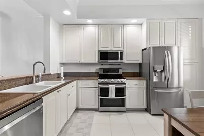 18 Harbour Isle Drive #203, Fort Pierce, FL 34949 - Photo 8