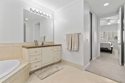 18 Harbour Isle Drive #203, Fort Pierce, FL 34949 - Photo 18