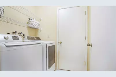 3099 Perriwinkle Circle, Davie, FL 33328 - Photo 38