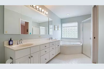 3099 Perriwinkle Circle, Davie, FL 33328 - Photo 24