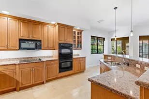 7535 Old Thyme Ct, Parkland, FL 33076 - Photo 8