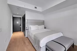 398 NE 5th St, Miami, FL 33132 - Photo 4