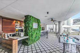 398 NE 5th St, Miami, FL 33132 - Photo 26