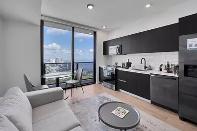 398 NE 5th Street #4404, Miami, FL 33132 - Photo 2