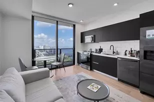 398 NE 5th St, Miami, FL 33132 - Photo 2