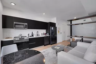 398 NE 5th St, Miami, FL 33132 - Photo 6