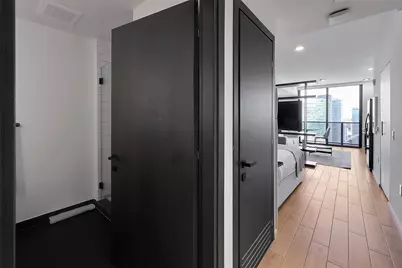 398 NE 5th Street #4404, Miami, FL 33132 - Photo 8