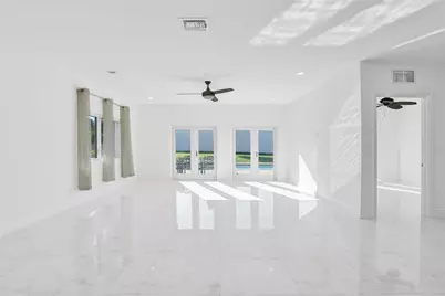 26 Cayuga Road, Sea Ranch Lakes, FL 33308 - Photo 10