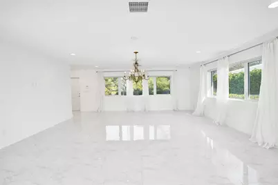 26 Cayuga Road, Sea Ranch Lakes, FL 33308 - Photo 12