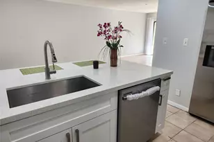 9150 NW 38th Dr, Coral Springs, FL 33065 - Photo 14