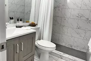 1372 Bayview Cir, Weston, FL 33326 - Photo 18