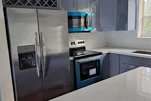 730 SW 67th Terrace, Hollywood, FL 33023 - Photo 4