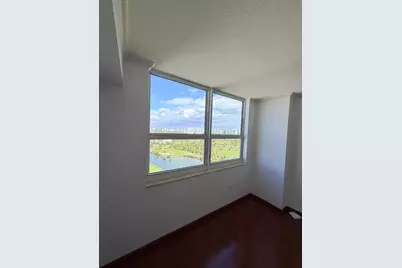 19501 W Country Club Drive #1814, Aventura, FL 33180 - Photo 8