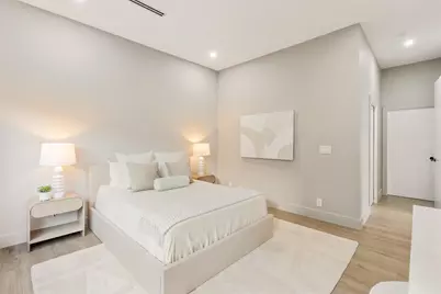 2221 NE 19th Street, Wilton Manors, FL 33305 - Photo 38