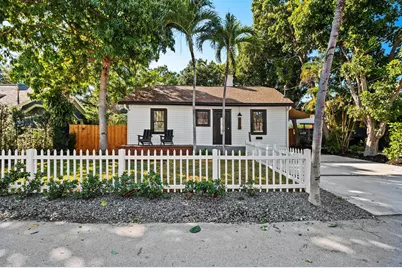713 NE 17th Road, Fort Lauderdale, FL 33304 - Photo 1