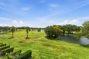 13250 SW 4th Ct, Pembroke Pines, FL 33027 - Photo 22