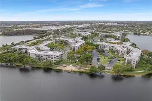901 Colony Point, Pembroke Pines, FL 33026 - Photo 28
