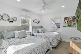 9232 Harding Ave, Surfside, FL 33154 - Photo 16