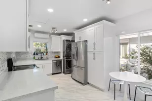 9232 Harding Ave, Surfside, FL 33154 - Photo 10