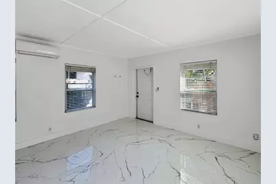 1215 NE 14th Avenue #Cottage, Fort Lauderdale, FL 33304 - Photo 4