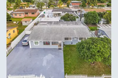 18515 NW 42nd Place, Miami Gardens, FL 33055 - Photo 1