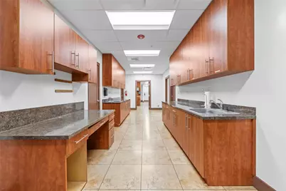 313 E Hallandale Beach Boulevard, Hallandale Beach, FL 33009 - Photo 10