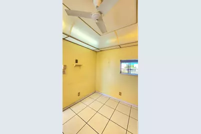 10467 S Sunrise Lakes Boulevard #310, Sunrise, FL 33322 - Photo 20