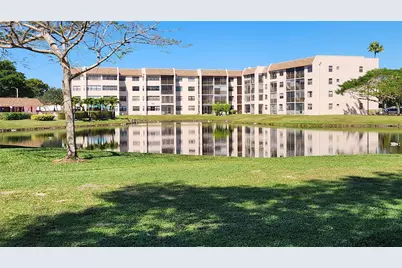 10467 S Sunrise Lakes Boulevard #310, Sunrise, FL 33322 - Photo 32