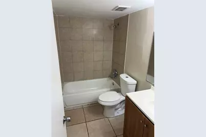 405 Executive Center Drive #113, West Palm Beach, FL 33401 - Photo 8
