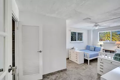 1528 NE 28th Drive, Wilton Manors, FL 33334 - Photo 20