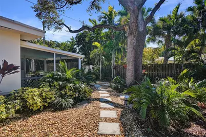 1528 NE 28th Drive, Wilton Manors, FL 33334 - Photo 24