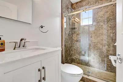 1528 NE 28th Drive, Wilton Manors, FL 33334 - Photo 10