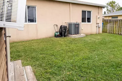 2710 NW 5 Street, Pompano Beach, FL 33069 - Photo 28