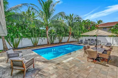 2740 NE 30th Place, Fort Lauderdale, FL 33306 - Photo 1