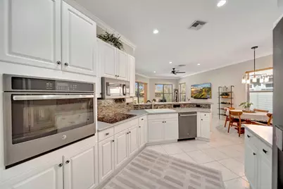 7099 NW 113th Avenue, Parkland, FL 33076 - Photo 16