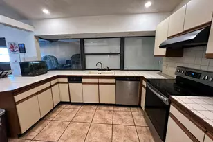 538 NW Placid Ave, Port Saint Lucie, FL 34983 - Photo 10