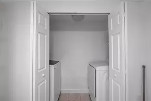 4186 SW 48th Ct, Davie, FL 33314 - Photo 12