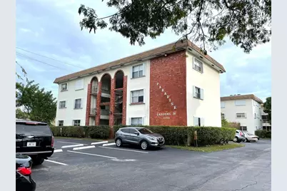 2200 Taylor Street #104, Hollywood, FL 33020 - Photo 18