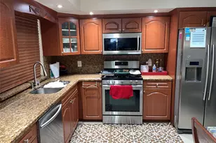 11901 NW 15th St, Pembroke Pines, FL 33026 - Photo 6