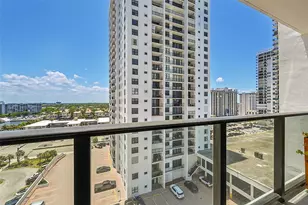 2301 S Ocean Dr, Hollywood, FL 33019 - Photo 8