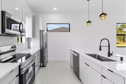 920 Anaconda Avenue, Lehigh Acres, FL 33974 - Photo 4